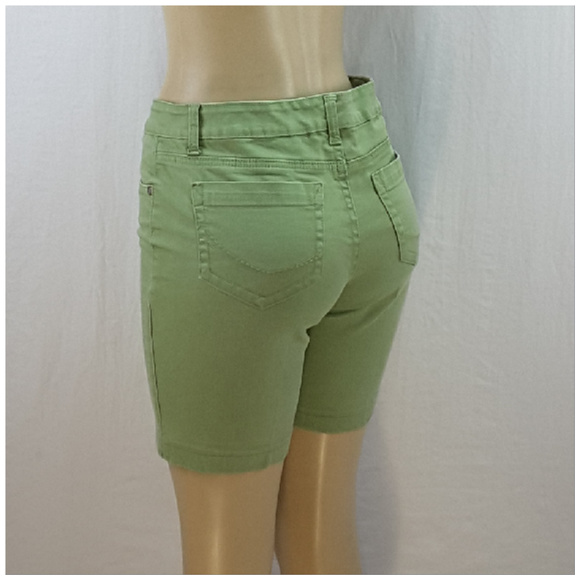 CODE BLUE, GWEN, Bermuda Shorts, size 8 / 28 - Picture 5 of 8